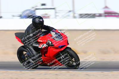 media/Jan-08-2022-SoCal Trackdays (Sat) [[1ec2777125]]/Turn 15 Inside (950am)/